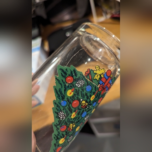 COPY - 1993 Boxed Set of 4 Christmas Tree Glasses - Picture 10 of 10